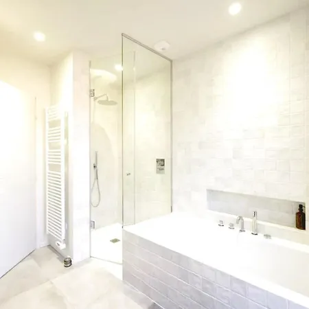 Sstunning Contemporary Villa Messanges